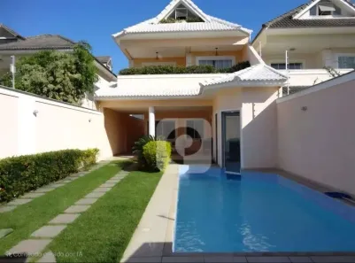 Sobrado com 5 Quartos à venda, 300m² no Barra da Tijuca, Rio de Janeiro