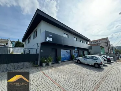 Ponto Comercial para alugar, 170m² no Anita Garibaldi, Joinville