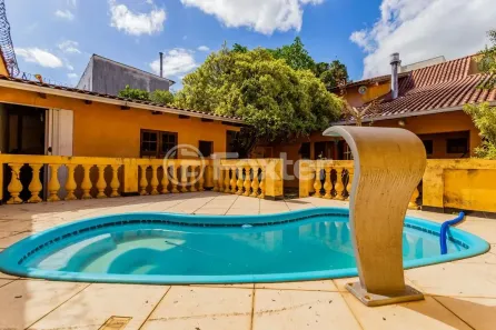 Casa com 2 Quartos à venda, 194m² no Jardim Botânico, Porto Alegre