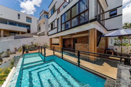 Casa de Condomínio com 4 Quartos à venda, 400m² no Salvaterra, Juiz de Fora