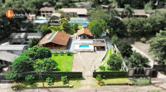 Fazenda/Sítio com 3 Quartos à venda, 292m² no Jardim Estância Brasil, Atibaia