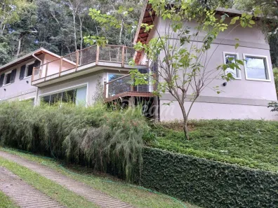 Casa de Condomínio com 4 Quartos à venda, 160m² no Itaipava, Petrópolis