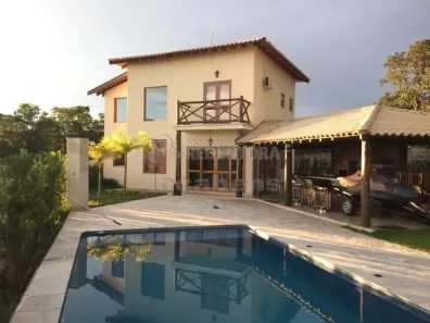 Casa de Condomínio com 3 Quartos à venda, 217m² no , Mendonça