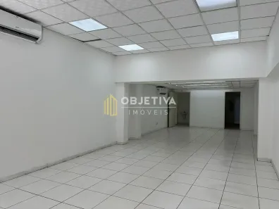 Sala Comercial para alugar, 120m² no Azenha, Porto Alegre