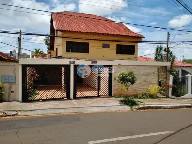 Sobrado com 4 Quartos à venda, 540m² no Iguaçu, Londrina