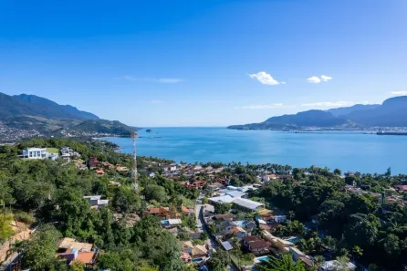 Lote/Terreno à venda, 727m² no Perequê, Ilhabela