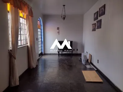 Imóvel Comercial com 3 Quartos para alugar, 100m² no Cachoeirinha, Belo Horizonte