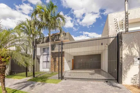 Casa com 3 Quartos à venda, 201m² no Jardim Munique, Maringá