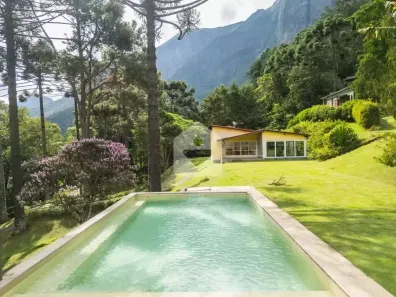 Casa com 7 Quartos à venda, 264m² no Araras, Petrópolis