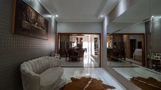 Sobrado com 3 Quartos à venda, 187m² no Residencial Alice Barbosa, Goiânia