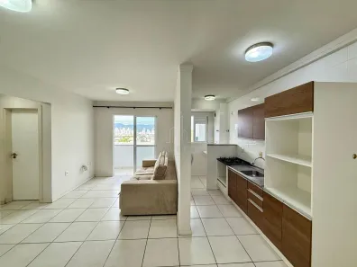 Apartamento com 2 Quartos para alugar, 75m² no São João, Itajaí