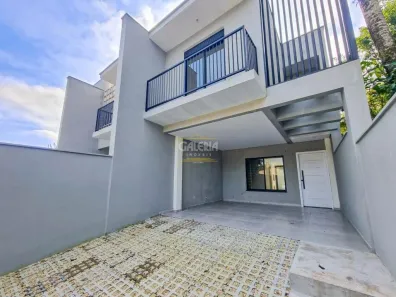 Sobrado com 3 Quartos à venda, 126m² no Glória, Joinville