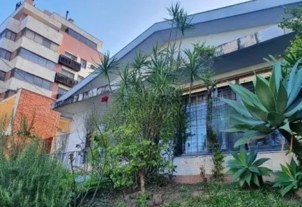 Casa com 3 Quartos para alugar, 665m² no Jardim Lindóia, Porto Alegre