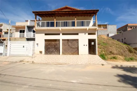 Casa com 3 Quartos à venda, 300m² no Reneville, Mairinque