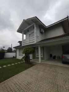 Sobrado com 3 Quartos à venda, 197m² no Santo Antônio, Joinville