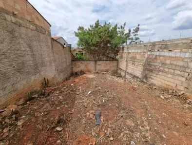 Lote/Terreno à venda, 150m² no Paracatuzinho, Paracatu