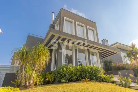 Casa de Condomínio com 4 Quartos à venda, 440m² no Pilarzinho, Curitiba