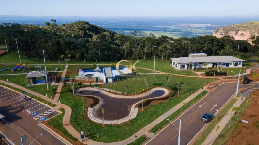 Lote/Terreno à venda, 300m² no , Chapada dos Guimarães