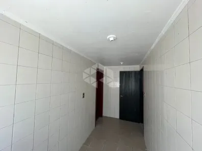 Casa com 3 Quartos para alugar, 235m² no Tomazetti, Santa Maria