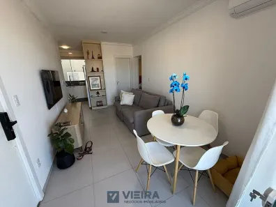 Apartamento com 2 Quartos à venda, 56m² no Centro, Camboriú
