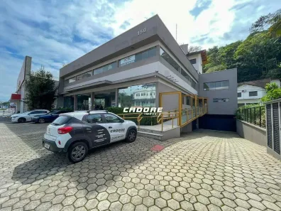Sala Comercial para alugar, 533m² no Ponta Aguda, Blumenau