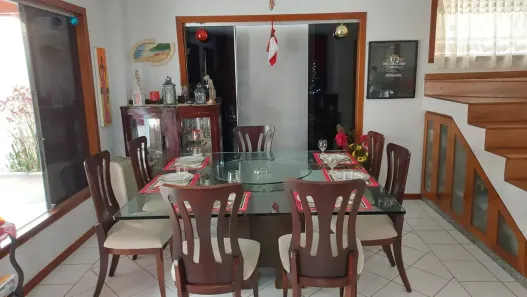Casa com 4 Quartos à venda, 229m² no Nova Suiça, Goiânia
