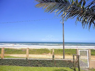 Sobrado com 4 Quartos para alugar, 220m² no Balneario Eliana, Guaratuba