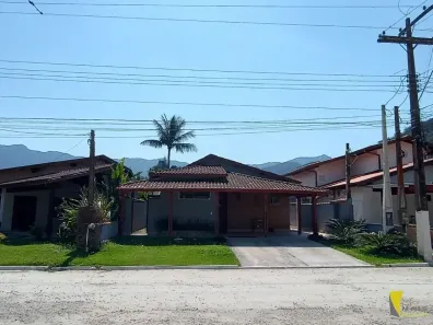 Casa de Condomínio com 4 Quartos à venda, 180m² no Horto Florestal, Ubatuba