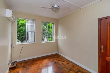 Apartamento com 3 Quartos à venda, 59m² no Passo da Areia, Porto Alegre