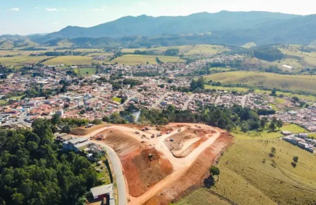 Lote/Terreno à venda, 200m² no Centro, Joanópolis