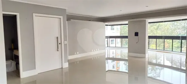 Apartamento com 3 Quartos à venda, 160m² no Jardim Fonte do Morumbi, São Paulo