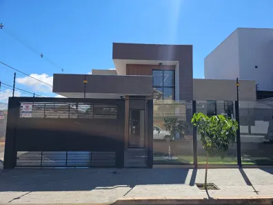 Casa com 3 Quartos à venda, 110m² no Jardim Verão, Sarandi
