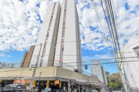 Apartamento com 2 Quartos para alugar, 60m² no Centro, Curitiba