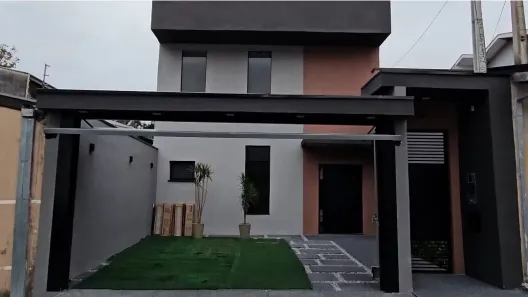 Sobrado com 3 Quartos à venda, 220m² no Loteamento Villa Branca, Jacareí