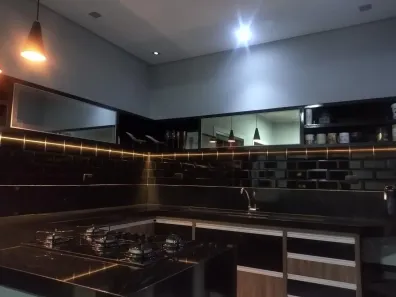 Sobrado com 3 Quartos à venda, 200m² no Jardim Santa Júlia, São José dos Campos