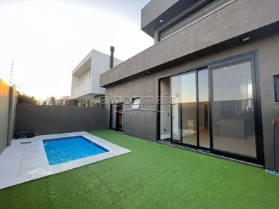 Casa de Condomínio com 4 Quartos à venda, 150m² no , Xangri-Lá