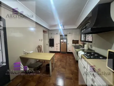 Casa com 2 Quartos para alugar, 208m² no Parque Continental, São Paulo