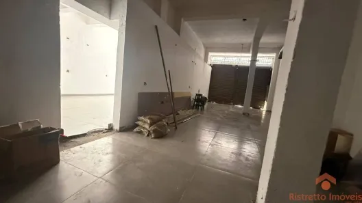 Ponto Comercial para alugar, 200m² no Centro, Osasco