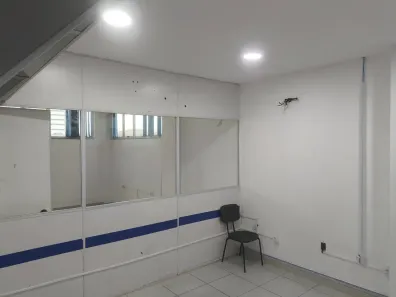 Prédio Residencial com 10 Quartos para alugar, 360m² no Centro, São João de Meriti
