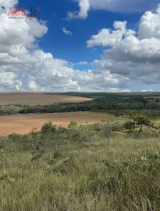 Fazenda/Sítio à venda, 1288000m² no Garapuava, Unaí