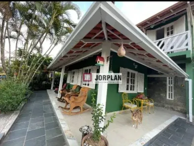 Casa de Condomínio com 5 Quartos à venda, 280m² no Sapê, Niterói