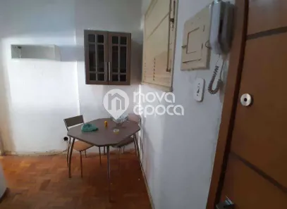 Kitnet com 1 Quarto à venda, 29m² no Copacabana, Rio de Janeiro