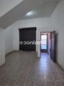 Sobrado com 2 Quartos para alugar, 300m² no Vila Assunção, Santo André