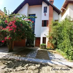 Casa de Condomínio com 5 Quartos à venda, 363m² no Santo Amaro, São Paulo