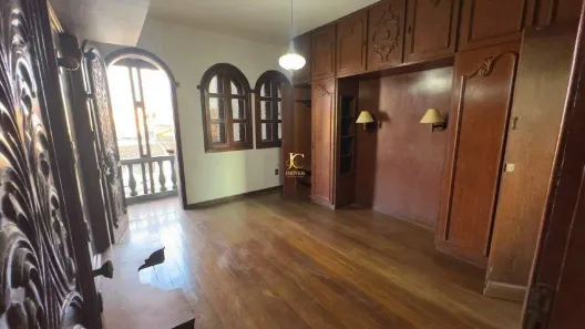 Casa com 5 Quartos à venda, 388m² no Santo Antônio, Divinópolis