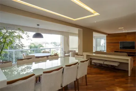 Apartamento com 3 Quartos à venda, 240m² no Campo Belo, São Paulo