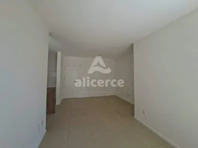 Apartamento com 2 Quartos à venda, 75m² no Kobrasol, São José