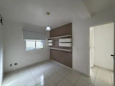 Apartamento com 2 Quartos para alugar, 64m² no Ponta Negra, Manaus