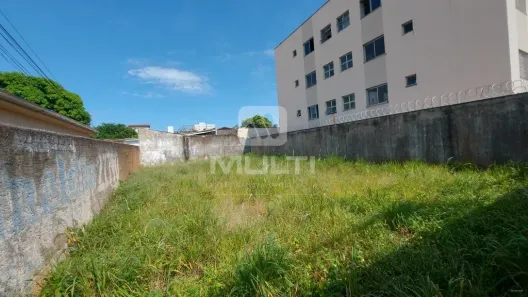 Lote/Terreno com 1 Quarto à venda, 265m² no Umuarama, Uberlândia