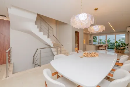 Casa de Condomínio com 3 Quartos à venda, 280m² no Chácara das Pedras, Porto Alegre